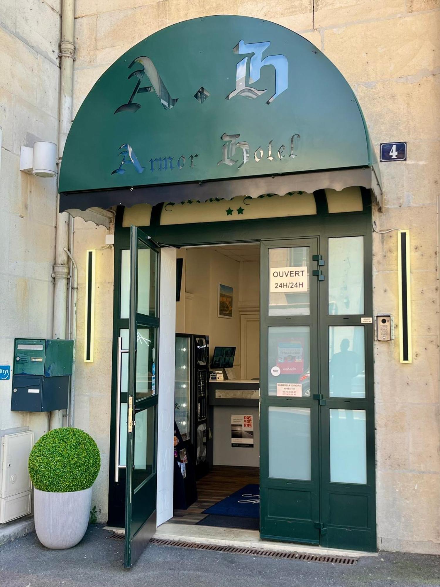 Armor Hotel Compiègne Exterior foto